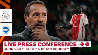 🎙️ LIVE 1200  Persconferentie John van t Schip amp Brian Brobbey voor Ajax  Brighton [upl. by Ellesirg452]