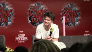 GERMAN STRANGER CON 3 Panel Talk JOE KEERY on his first Convention ever 2023 STRANGER THINGS Steve [upl. by Eihctir]