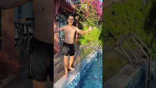 Công viên nước Lớn và Nhỏ của Linh Nhi 🥰🌊 Noob vs Pro vs Hacker at water park shorts [upl. by Ahsele]