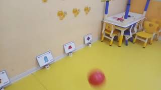 ESL flashcards gameshoot the ball  hit the card [upl. by Phalan567]