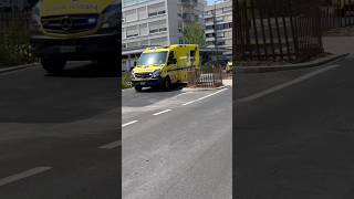 Urgence Ambulance  SMUR [upl. by Halullat]