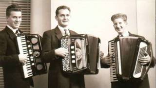 Helmondia Trio olv Addy Kleijngeld  Accordeon medley  I   1957 [upl. by Thetes]