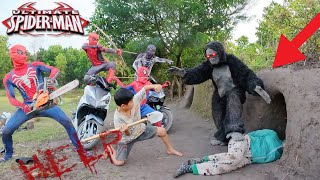 The brave SpiderMan team use a chainsaw destroy the ferocious Gorilla monster to save the woman [upl. by Beaufort156]