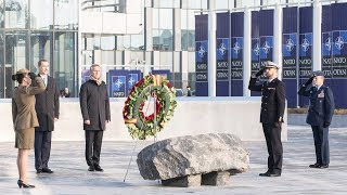 Wreathlaying ceremony with His Majesty the King of Spain 21 NOV 2018 [upl. by Redleh]