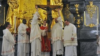 Wielki Piątek  Liturgia Męki Pańskiej  Jasna Góra 2017 [upl. by Ahcsat95]