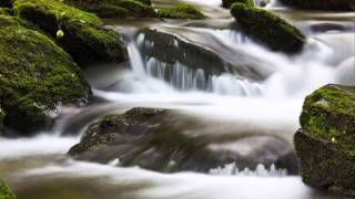 Klangschalen Musik mit Wasserfall [upl. by Philipps]