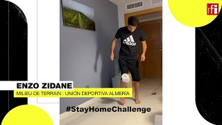 Du foot sans ballon mais avec StayHomeChallenge RFI [upl. by Chil]