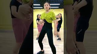 Top belly dance wanyo Mori teacher backstreetboys workout dance [upl. by Stucker]