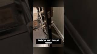 Suara menakutkan dari pintu [upl. by Lotti]