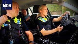 Auf Streife in Hamburg 24 Stunden Polizeinotruf  die nordreportage  NDR Doku [upl. by Aryhs907]