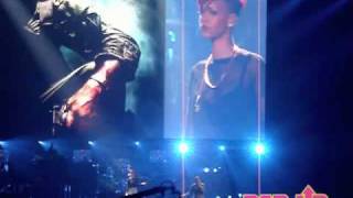 Eminem x Rihanna Perform Live in Los Angeles [upl. by Atenik458]