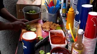 Micheladas en Xochimilco [upl. by Helbonnas]