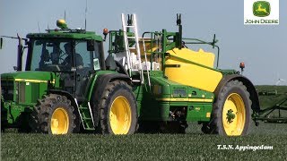 Sproeien met John Deere R962i Veldspuit Everts Finsterwolde [upl. by Auqined]