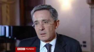 Álvaro Uribe habla sobre la reelección [upl. by Kuhlman]