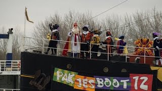 Sinterklaaslied Hij komt Hij komt [upl. by Pet588]