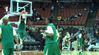 Brittney Griner two hand dunk in Texas vs Baylor pregame [upl. by Iadrahs]