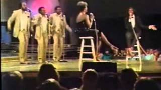 SOLID GOLD  Dionne Warwick with Gladys Knight amp The Pips  quotMidnight Train To Georgiaquot [upl. by Dahlstrom448]