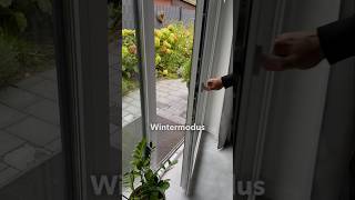 Kleiner tippgroße Auswirkung😄 Winter heizkosten fenster sparsam lifehacks tipps [upl. by Idnir317]