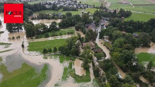 Nach heftigen Regenfällen verschluckt Hochwasser 60SeelenDorf komplett [upl. by Nellda]