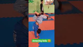 amezing kids handwalk 😘 🥰💖 youtubeshorts trending backflip lucknow shorts viral subscribe [upl. by Lundell]