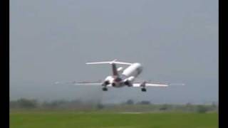 Piešťany Airshow 2010 Tu154M Low Pass [upl. by Lucic]