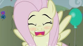 Flutters gets BEEBEEPED in the maze [upl. by Shedd]