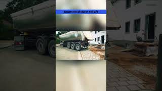 Actros mit Schwierigkeiten in Baustelle shorts lkwfahrer truckerlife lkw jobs azubi trucker [upl. by Eusoj822]