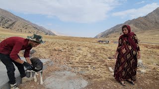 The Nomadic Life Pouring Soil on the Roof and Cooking  Short Documentary by Mohammad Reza amp Zainab [upl. by Ydneh388]