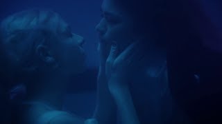 Euphoria 1x06 pool scene kiss [upl. by Eduam595]