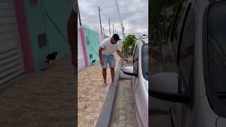 Pobre saindo do carro vs rico saindo do carro humor viral comedia fy shorts [upl. by Amadas]