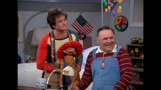 Mork amp Mindy S4E09 Alienation December 3 1981 [upl. by Lluj]