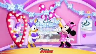 Minnis sløyfebutikk Snøfnuggdansen  Disney Junior Norge [upl. by Sicular204]