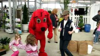 Dancing with Clifford the Big Red Dog [upl. by Joelynn]