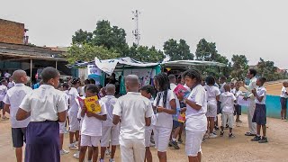 RDC  le Kitabus un bibliobus gratuit dans les rues de Bukavu [upl. by Roldan]