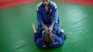 JiuJitsu  Estrangulamento amassa pão  Marcos Schubert  wwwschubertbjjcom [upl. by Ecineg]