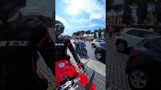 Convincere lei è come trovare parcheggio a RomaImpossibile🤣ducatishortvideoshortsyoutubeshorts [upl. by Leihcar867]