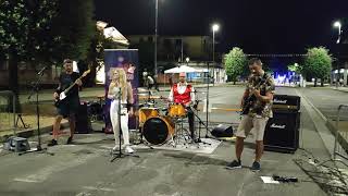 Notte bianca 2024 a Prevalle brescia i GemsAction in concerto coverband liverock [upl. by Ekusoyr]