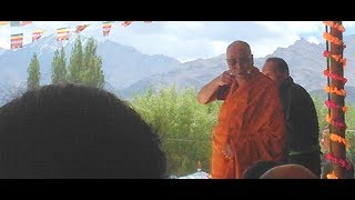 HH Dalai Lama speech 20 sec ダライラマ師演説２０秒 [upl. by Petulia]