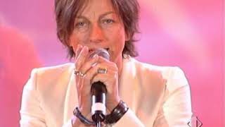 Io  Gianna Nannini Live al Festivalbar 2006 [upl. by Elagibba]