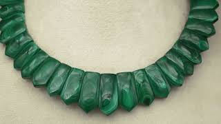 Natural Green Malachite Flat Cut 628 Ct Fine Gemstone Semi Precious Necklace [upl. by Adnilg819]