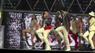 THRILLER LIVE ZENITH DE PARIS BAD 09 JUIN 2012 [upl. by Hakilam]