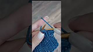 How to knit a 1x1 rib stitch the 2 needles knit howtoknit knitblanket knittingpattern [upl. by Lemuel]