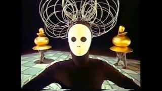 Oskar Schlemmer  Das triadische Ballett [upl. by Ehpotsirhc343]