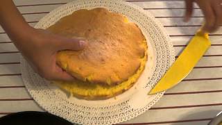 Torta mimosa con ananas e rum [upl. by Germaun]