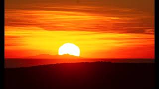 Coucher soleil Canigou depuis la montagne SainteVictoire 02 02 2024 [upl. by Gilcrest]