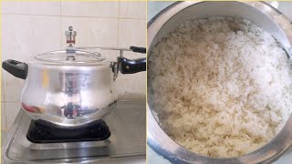 প্রেসার কুকারে ঝরঝরে ভাত রান্নার পদ্ধতি  Cook Rice in pressure cooker  Pressure Cooker Vat Ranna [upl. by Golanka]