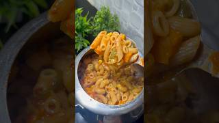 😱 Viral Pressure Cooker wala Pasta  10 mins only amazing tasty shorts [upl. by Iteerp]