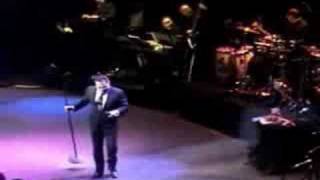 Gilberto Santa Rosa  Sombra Loca live [upl. by Nnagem267]