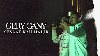 Gery Gany  Sesaat Kau Hadir Live at YouTube Music Night [upl. by Kristianson]