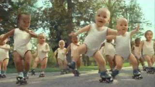 Niños Patinadores  Roller Babies  Evian Commercial  Bebes en Patines [upl. by Attenrev]